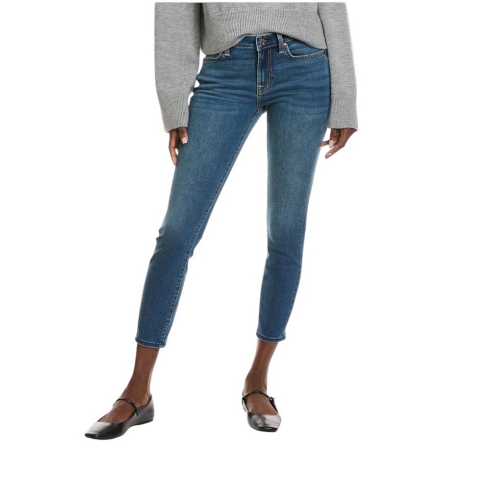 🚨𝐂𝐋𝐄𝐀𝐑𝐎𝐔𝐓 𝐒𝐀𝐋𝐄🚨𝟕 𝐅𝐎𝐑 𝐀𝐋𝐋 𝐌𝐀𝐍𝐊𝐈𝐍𝐃 “Ankle Gwenevere” Skinny Jeans Raw Hem